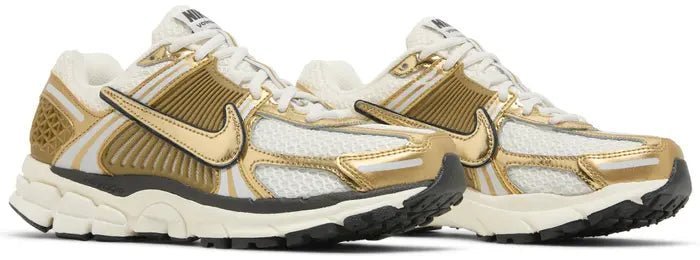 Air Zoom Vomero 5 'Metallic Gold' - Image 5