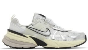 V2K Run 'Pure Platinum Metallic Silver'