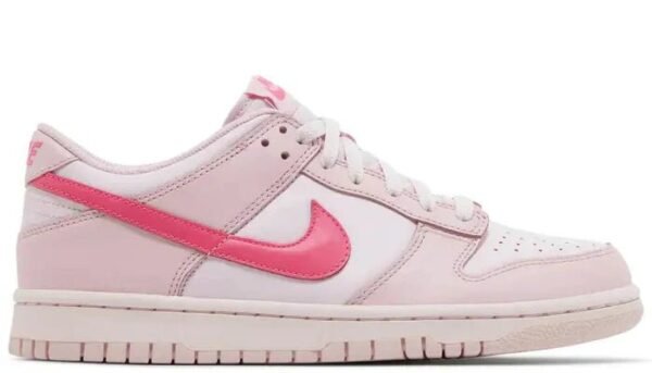 Dunk Low GS 'Triple Pink'