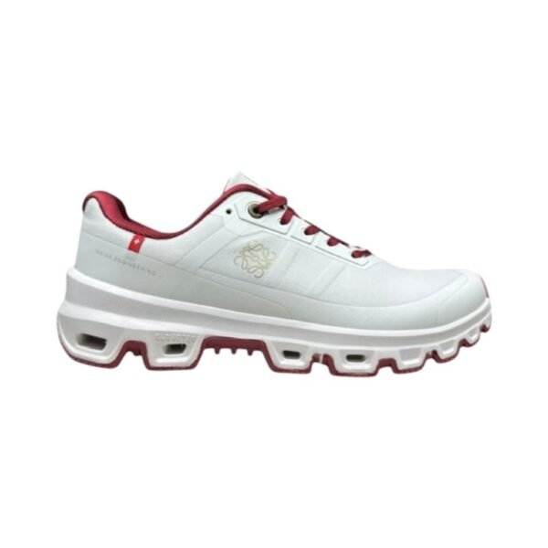 ON Cloudventure xLoewe