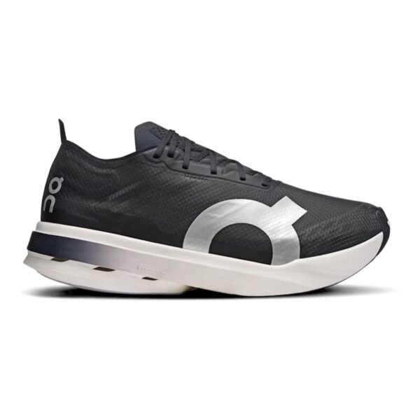 On Running Cloudboom Max Black