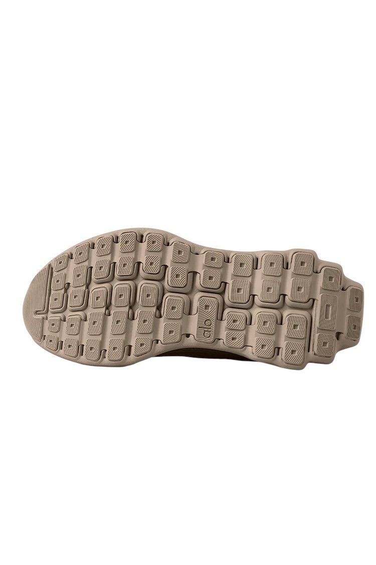 ALO Runner Lightweight Beige - Image 5